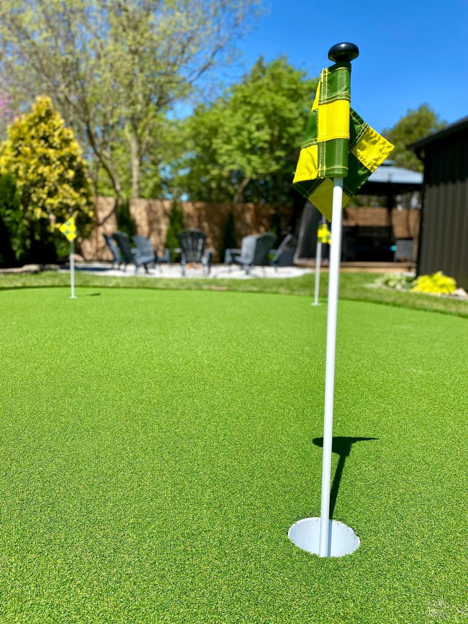 Stylish Downtown Kingsville Getaway With Putting Green, Firepit & Games Luaran gambar