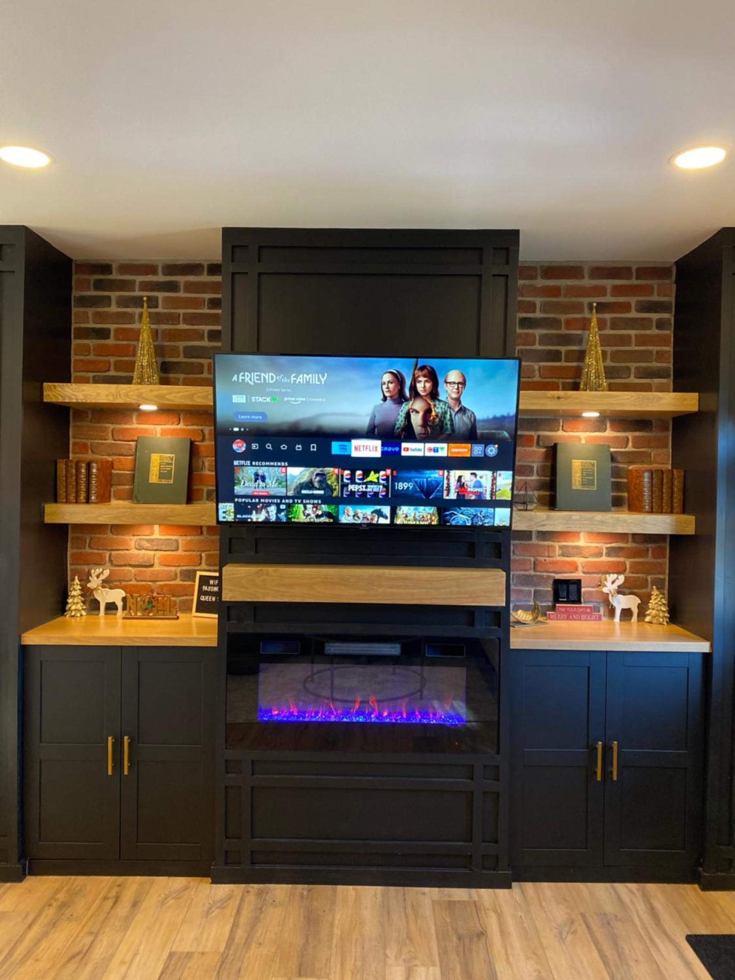 Stylish Downtown Kingsville Getaway With Putting Green, Firepit & Games Luaran gambar